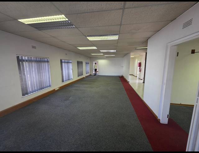 360M² OFFICE TO LET IN ALRODE